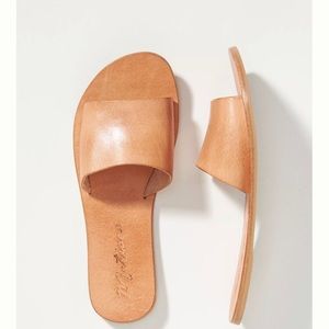 Anthropologie matisse slide in leather.  Size 9.  Brand new, new w/o box.